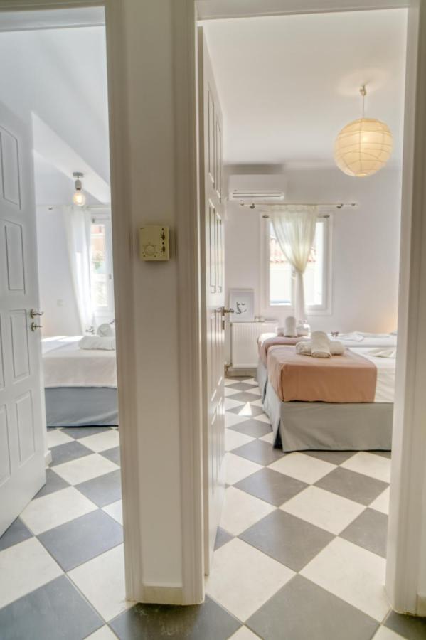Stylish, Cozy 2-Bdr Flat In Andros Town By Explore Andros المظهر الخارجي الصورة